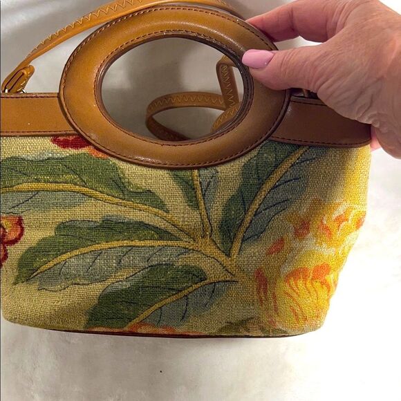 Fossil Tan and Brown Floral Shoulder Bag - Picture 2 of 11